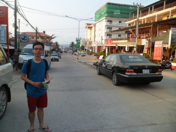 Shihanoukville in the next morning - quiet and peaceful. Sáng thứ 7 tại Shihanoukville... 